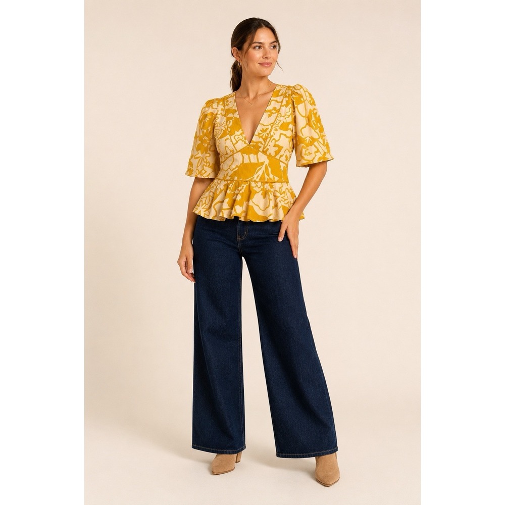 Band of the Free Top S Mustard Floral Cotton Puff Sleeve Peplum V Neck Fall